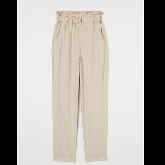 H&M Pants - H&M paper bag pants in light beige